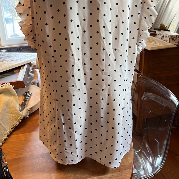 Anne Klein Ruffled Sleeve Blouse - Picture 6 of 6